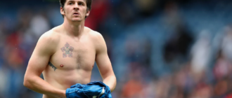 Joey Barton: Bruno Fernandes Manchester United-in Ən Pis Kapitanıdır